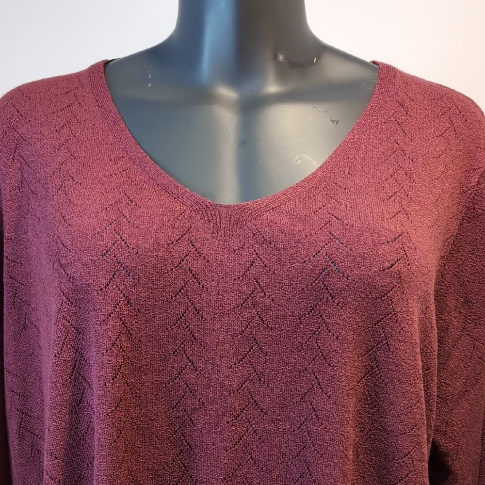 Bloomchic Pointelle V-Neck Knit Burgundy Sweater Size 26